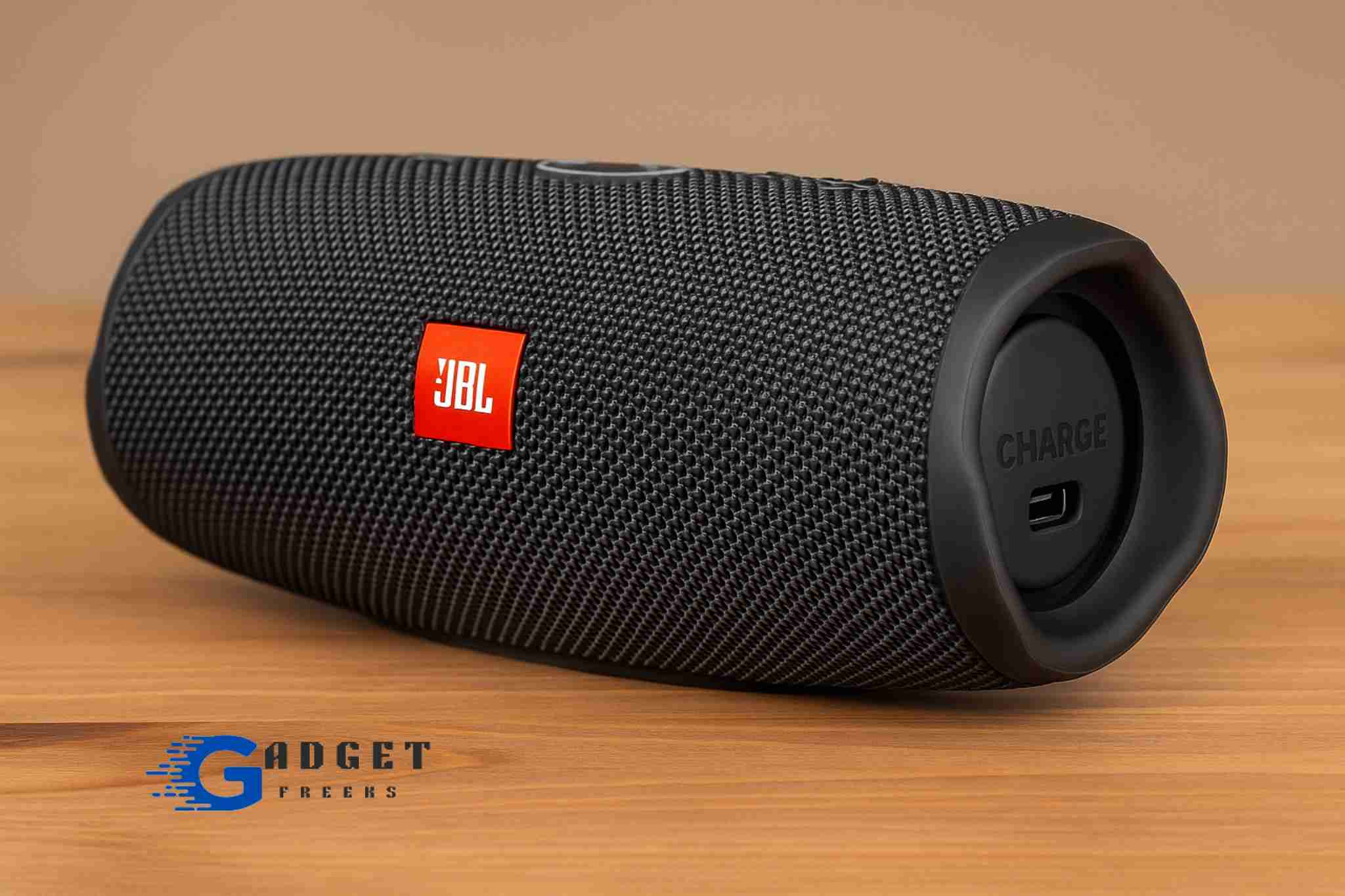 JBL Charge 6 Review: My Go-To Speaker for Pretty Much Everything